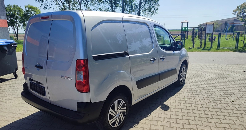 Citroen Berlingo cena 19999 przebieg: 224000, rok produkcji 2012 z Oborniki małe 277